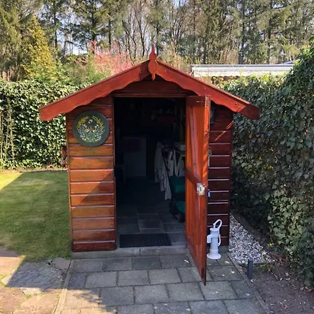 Campsite Luxe Stacaravan Type Elise 16 Ermelo